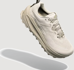 Altra Women's Olympus 7 White Smoke/Winter Twig/Plaza Taupe