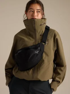 Arc'teryx Axios 4 Crossbody Black
