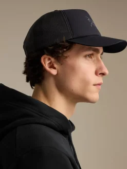 Arc'teryx Bird Trucker Hat Black/Cloud