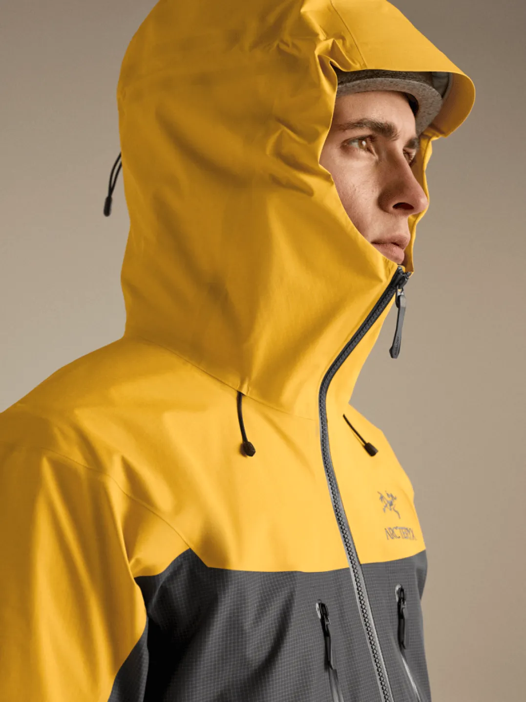 Arc'teryx Men's Alpha Jacket Larch/Dark Grey