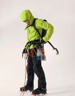 Arc'teryx Men's Alpha SV Jacket Mantis/Black