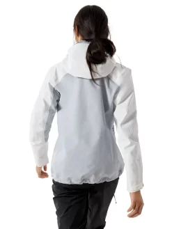 Arc'teryx Women's Beta AR Jacket Arctic Silk / Solitude Ii