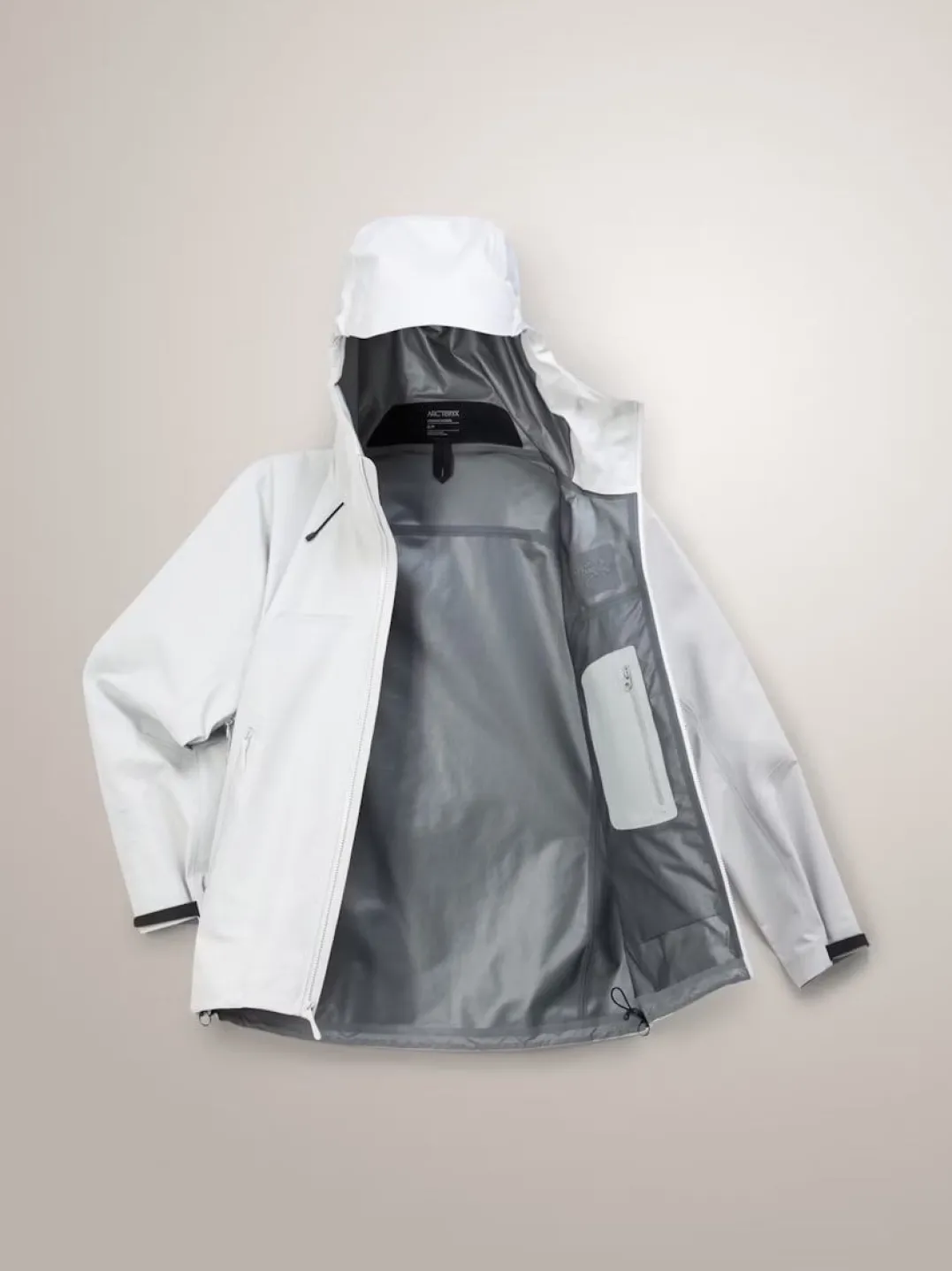 Arc'teryx Women's Beta SL Jacket Solitude