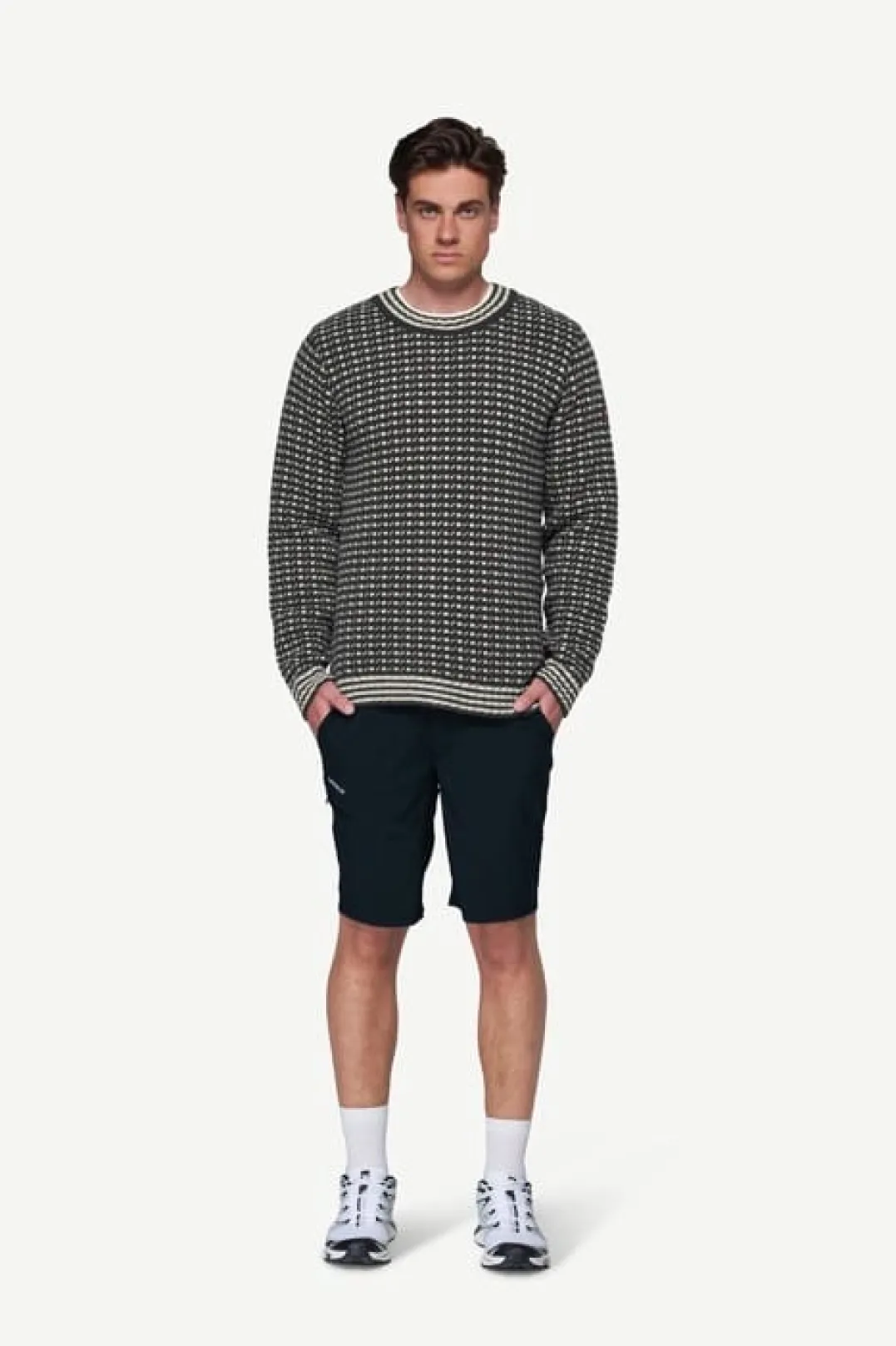 Devold Islender Refined Sweater Ink/offwhite