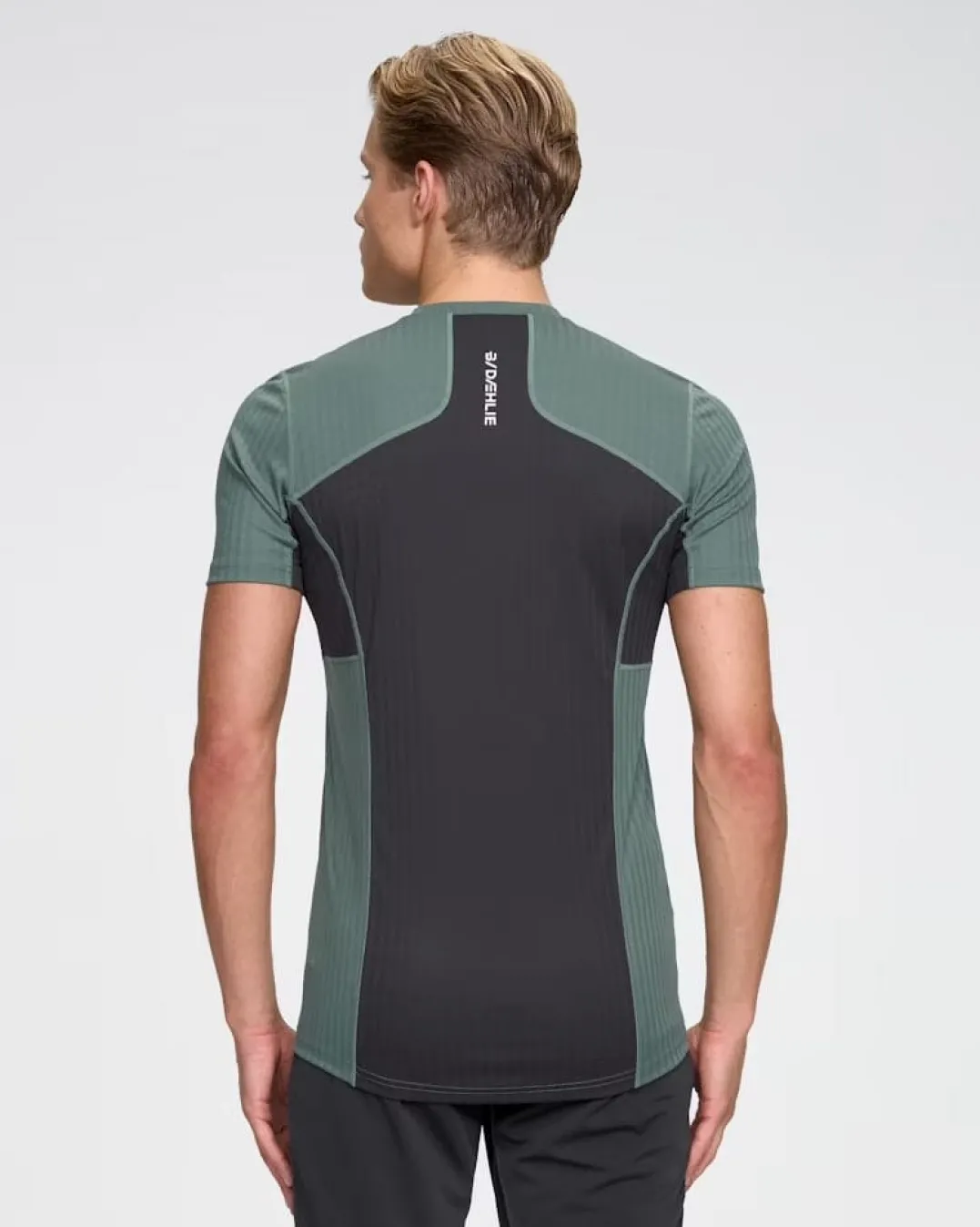 Dæhlie Training Tech T-Shirt Dark Forest