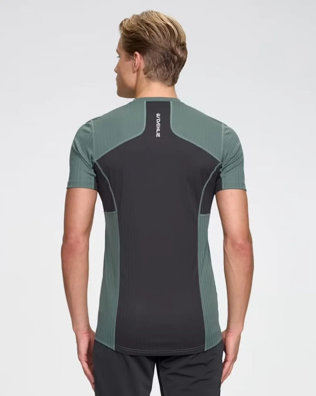 Dæhlie Training Tech T-Shirt Dark Forest