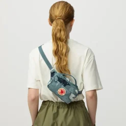 Fjällräven Kånken Graphics Hip Pack Nimbus Blue-hidden Animals
