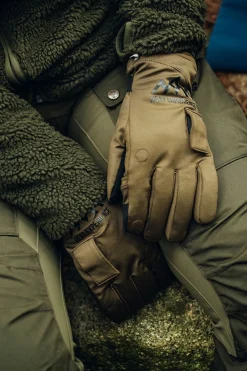 Heat Experience HEHS heated hunting gloves Green/black