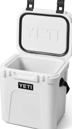 .he{margin-bottom:16px}Yeti Roadie 15 Cool Box White