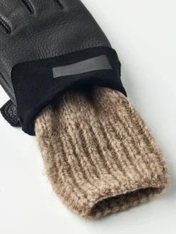 Hestra Tiril Black