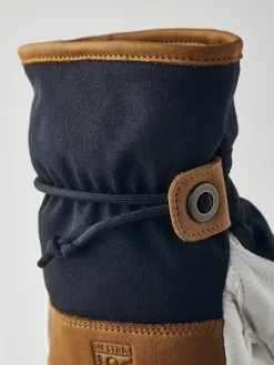 Hestra Women's Voss Czone - 5 Finger Black/Cork
