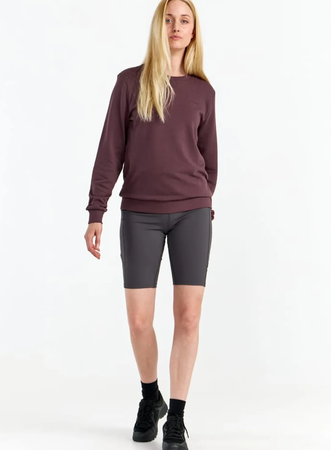 .hj{margin-bottom:16px}Urberg Sweatshirt Terry Wmn Huckleberry