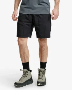.ia{margin-bottom:16px}Lundhags Men's Tived Light Windbreaker Shorts Black