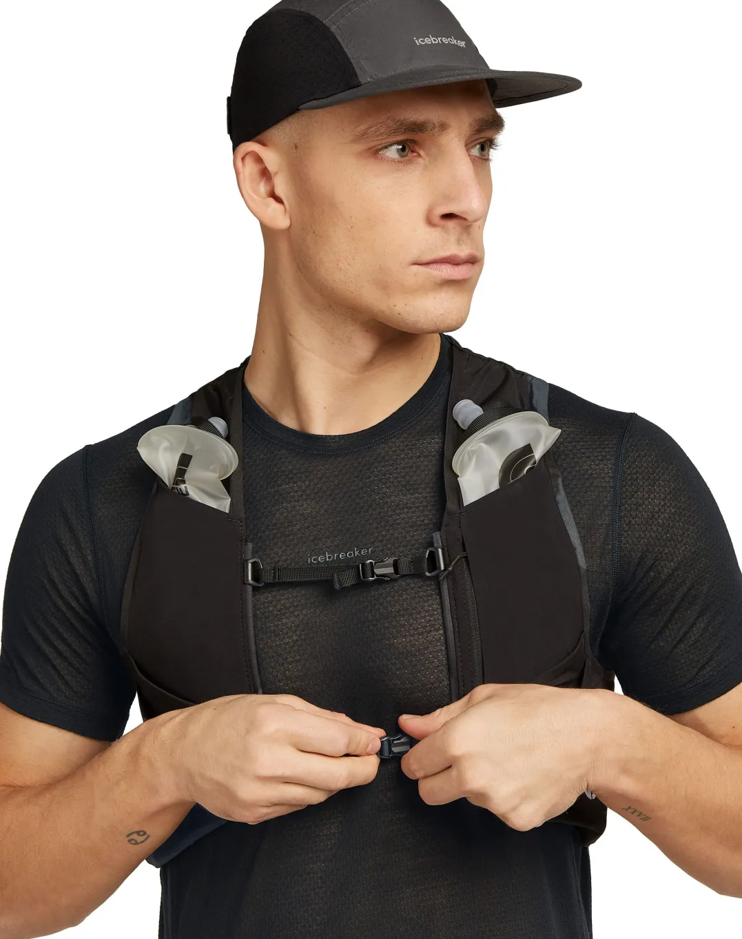Icebreaker Men's Merino 75 Cool-Lite Featherlight Shortsleeve Crewe Black
