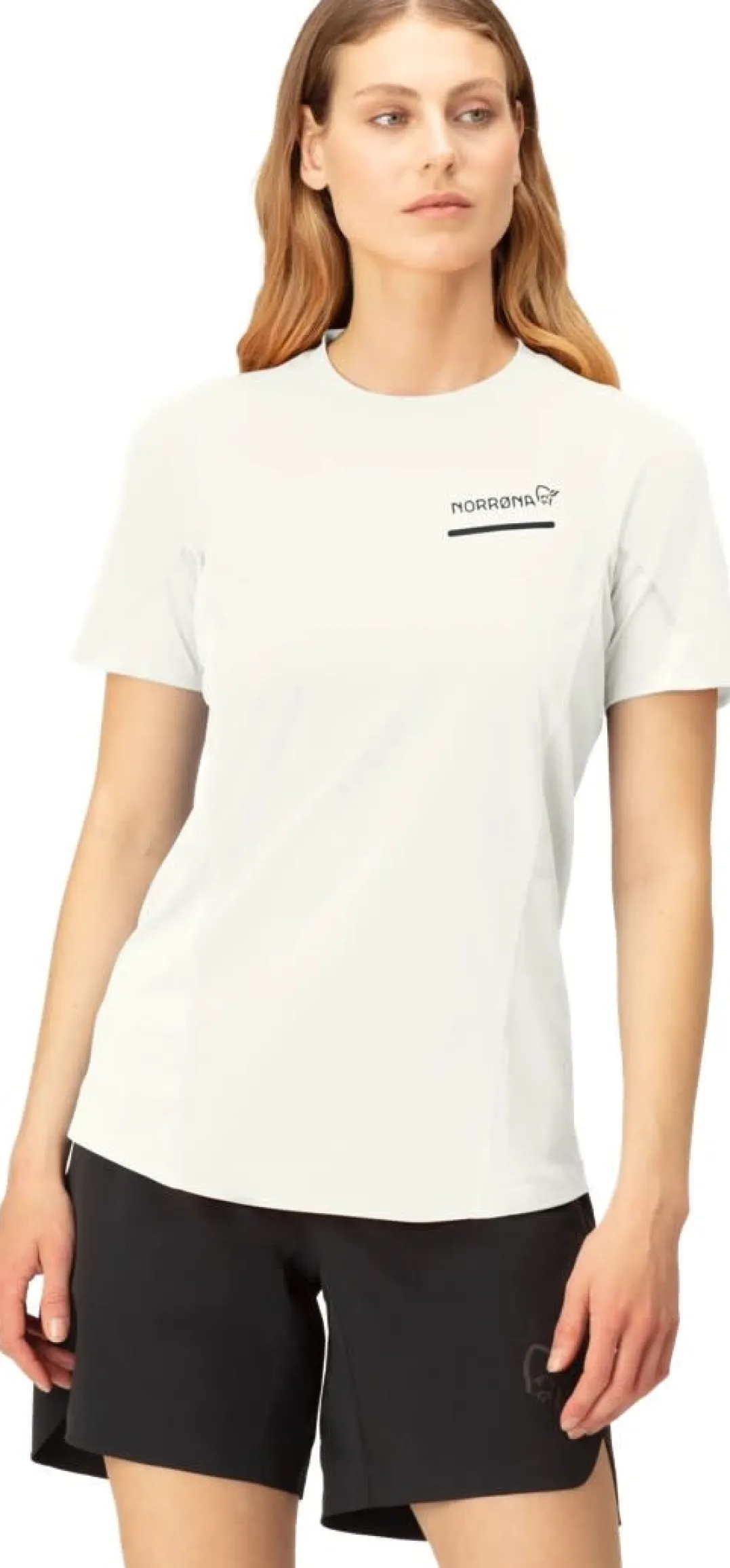 .ic{margin-bottom:16px}Norrøna Women's Senja Equaliser Lightweight T-Shirt Snow White
