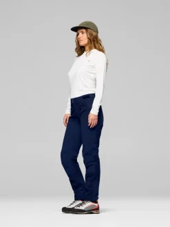 .ic{margin-bottom:16px}Norrøna Women's Femund Cotton Flex1 Light Pants Navy Blazer