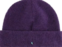 .i7{margin-bottom:16px}Klättermusen Runa Beanie Black Plum