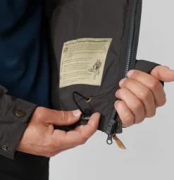 .iz{margin-bottom:16px}Fjällräven Men's Skogsö Jacket Fossil