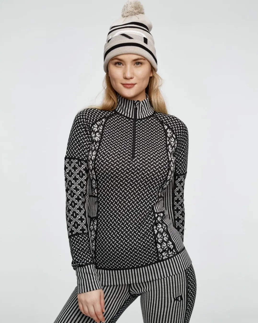Kari Traa Women's Smekker Half Zip Black