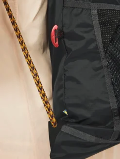 Klättermusen Algir Sack Pack Raven