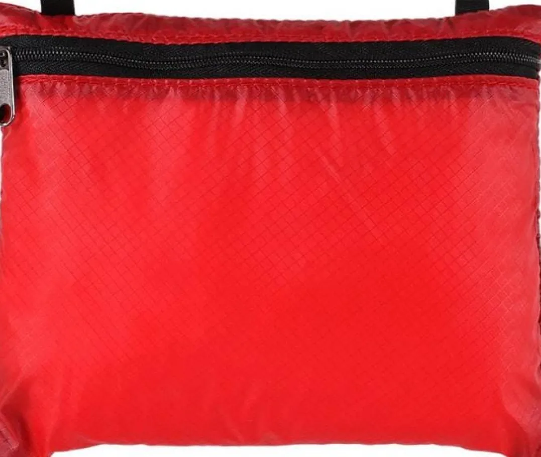 Lifesystems First Aid Light & Dry Pro Red