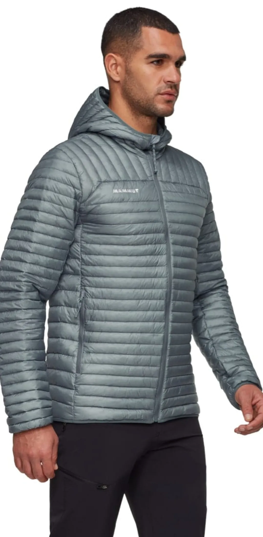 Mammut Broad Peak Light In Hooded Jacket Men Strata
