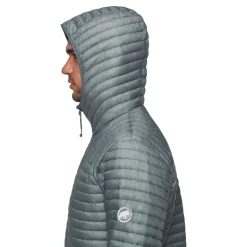 Mammut Broad Peak Light In Hooded Jacket Men Strata