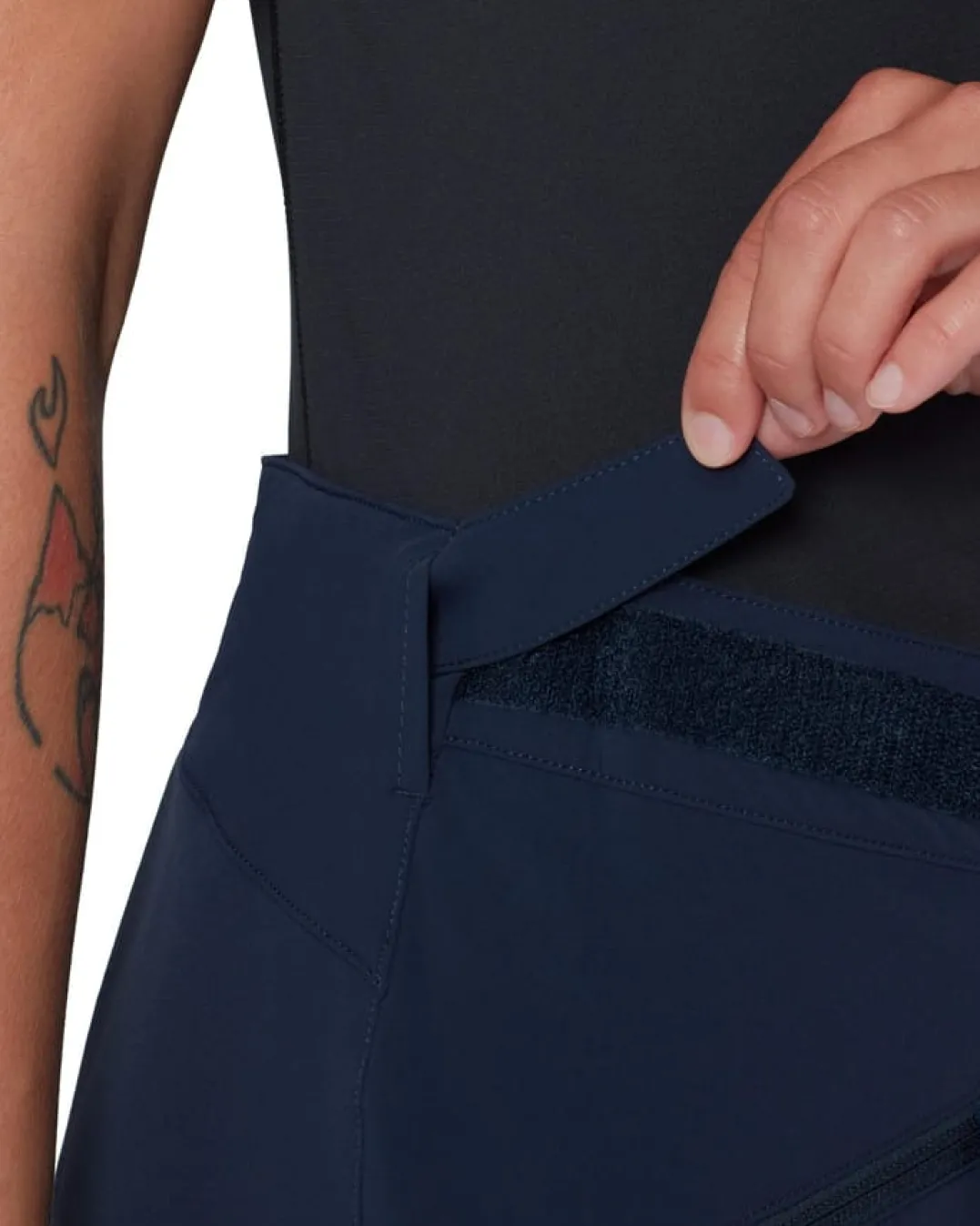 Mammut Courmayeur So Pants Women Marine