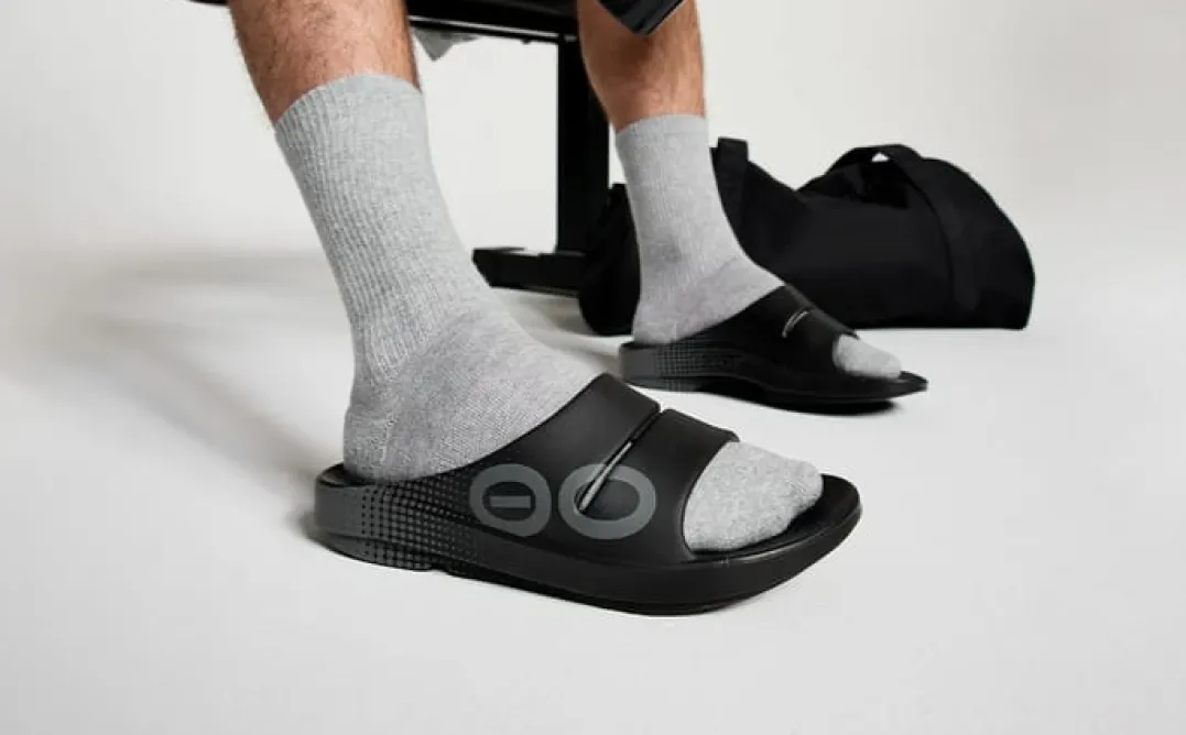 OOFOS OOahh Sport Slide Black Matrix