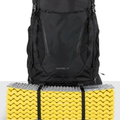 Osprey Men's Kestrel 68 Black