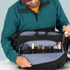 Osprey Metron 18 Messenger Black/Anchor Blue