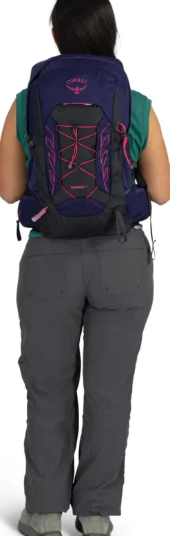Osprey Women's Tempest 11 Deep Fig/Hotspot Pink
