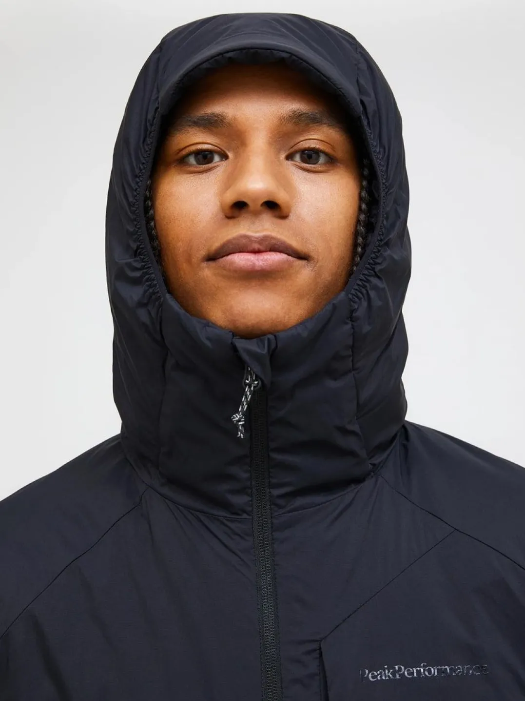 Peak Performance M Freelight Reversible Hood Black