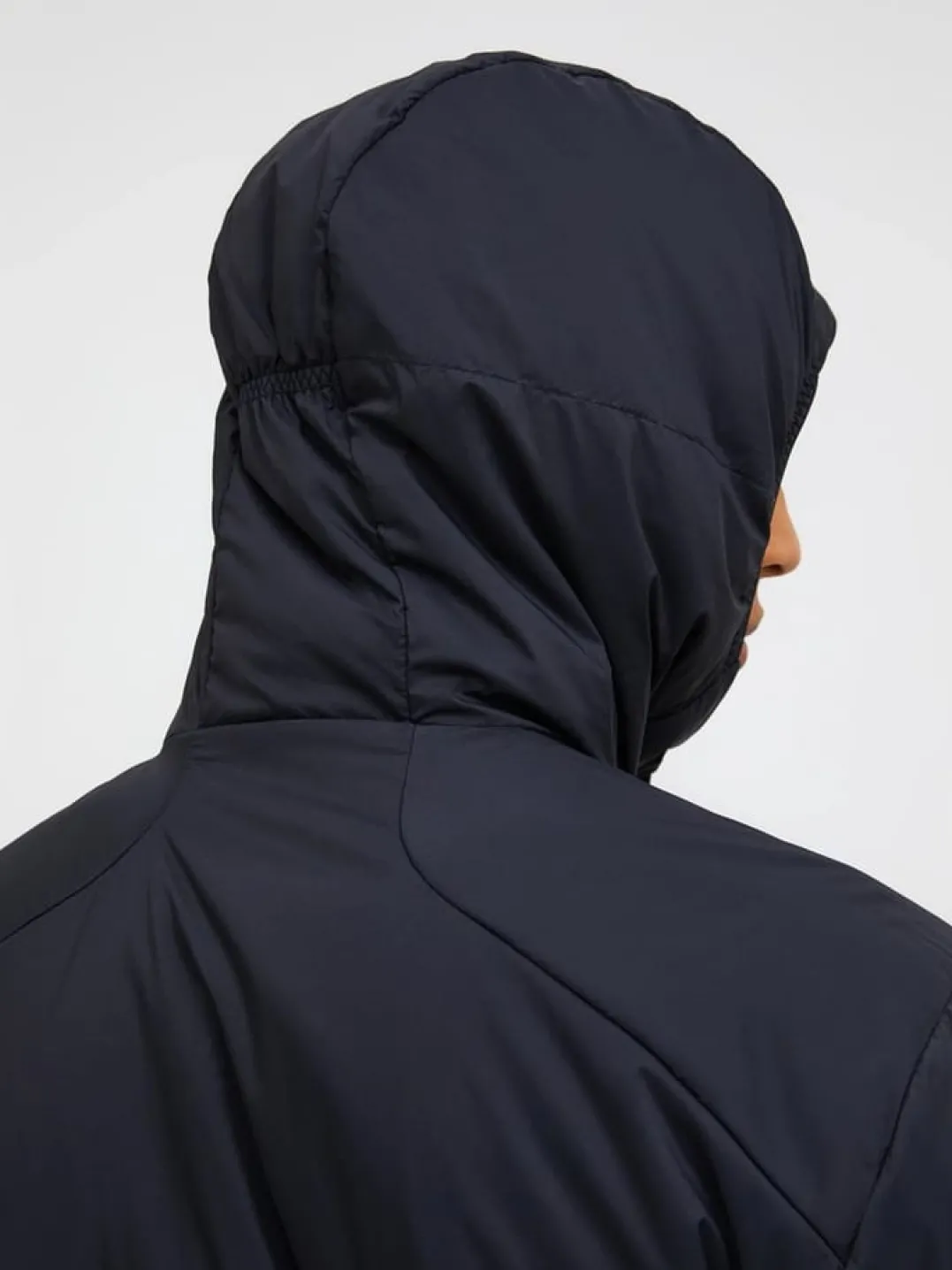 Peak Performance M Freelight Reversible Hood Black
