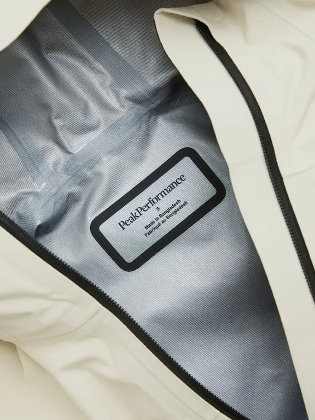 Peak Performance W Hike Gore-Tex 3l Jacket Sand Fog