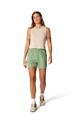 Rab Momentum Shorts Wmns Dark Fig Green