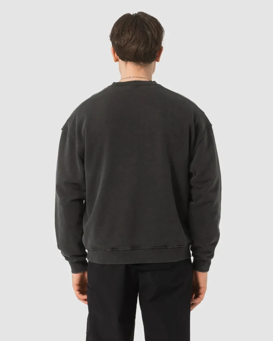 Rúngne Project Crewneck Pirate Black