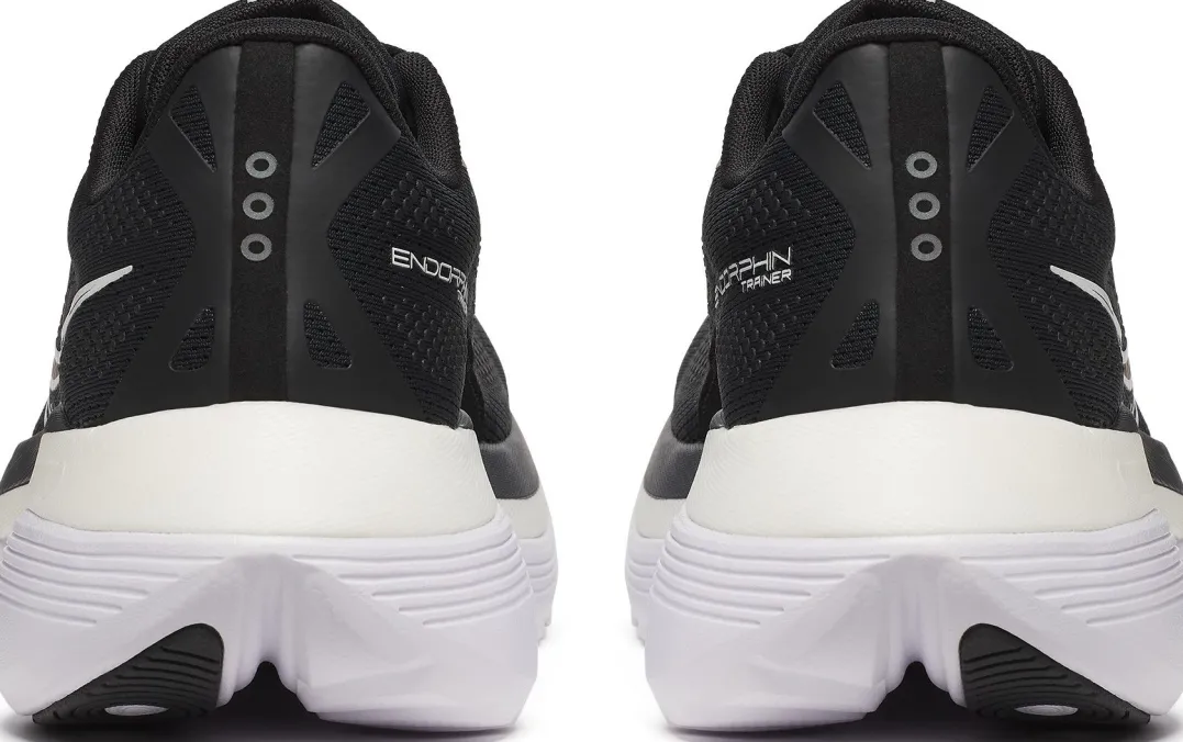 Saucony Men's Endorphin Trainer Black/white