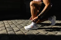 Topo Athletic Cyclone 3 M White / Sunset