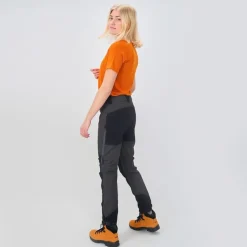 Urberg Women's Bjørndalen Hiking Pants Black Iris
