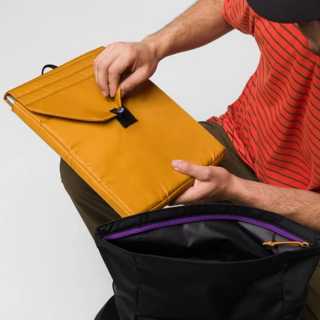 WildCountry Base Hauler 25 Backpack Black