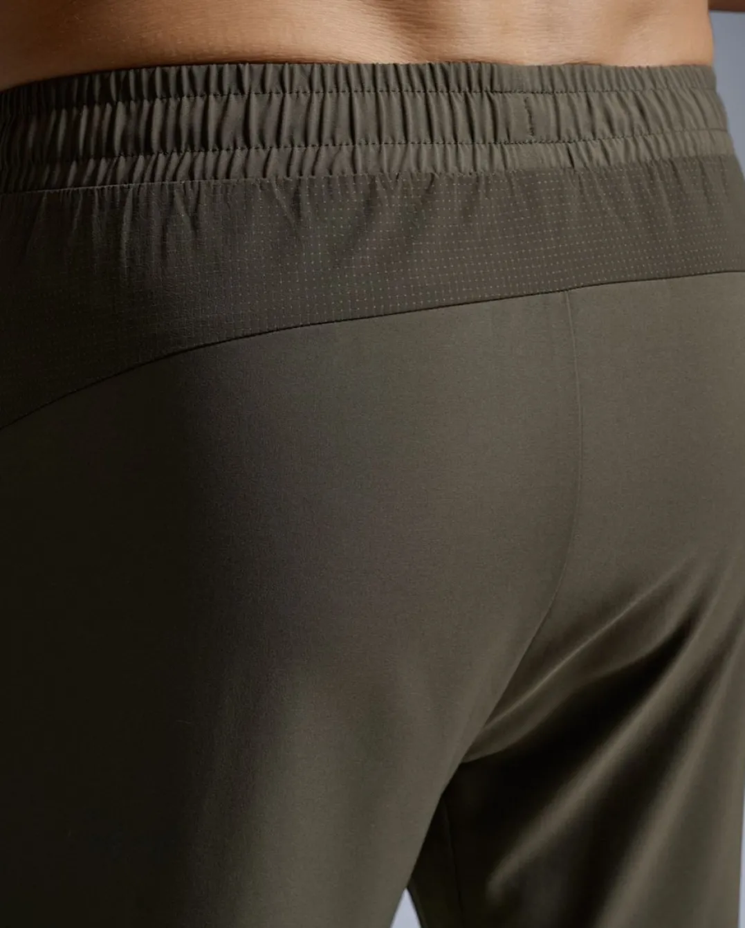 2XU Men'S Aero Woven Jogger Flint/black Reflective