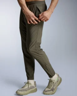 2XU Men'S Aero Woven Jogger Flint/black Reflective