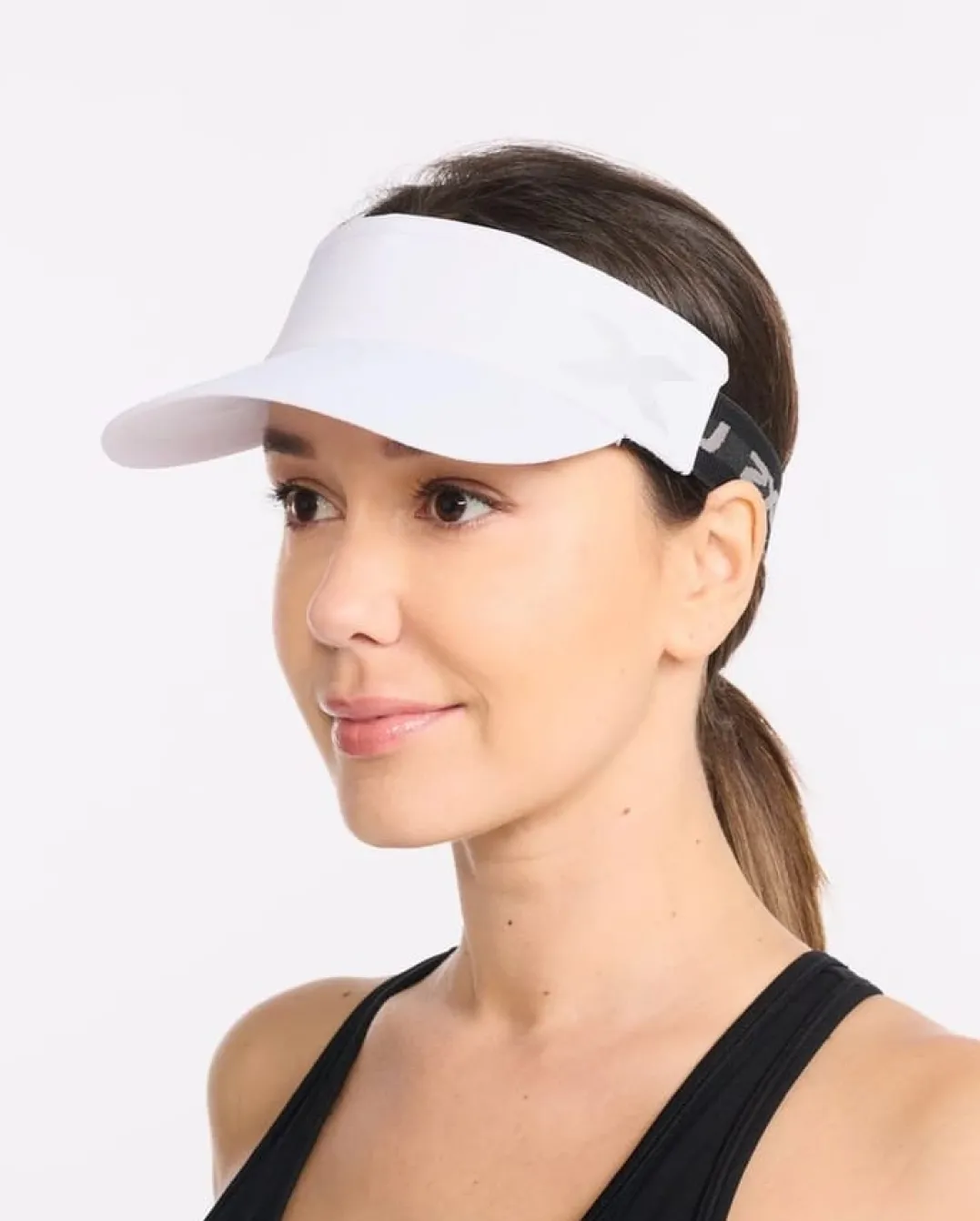 2XU Performance Visor White/White