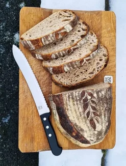 Øyo Budalen Brødkniv Sort Skaft, 21cm